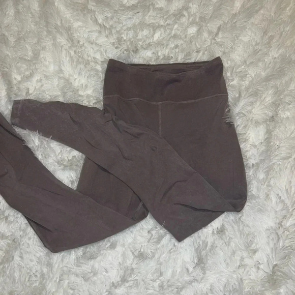 Lululemon Inner Glow Tight 28" Washed Half Moon size 6 - Picture 5 of 6